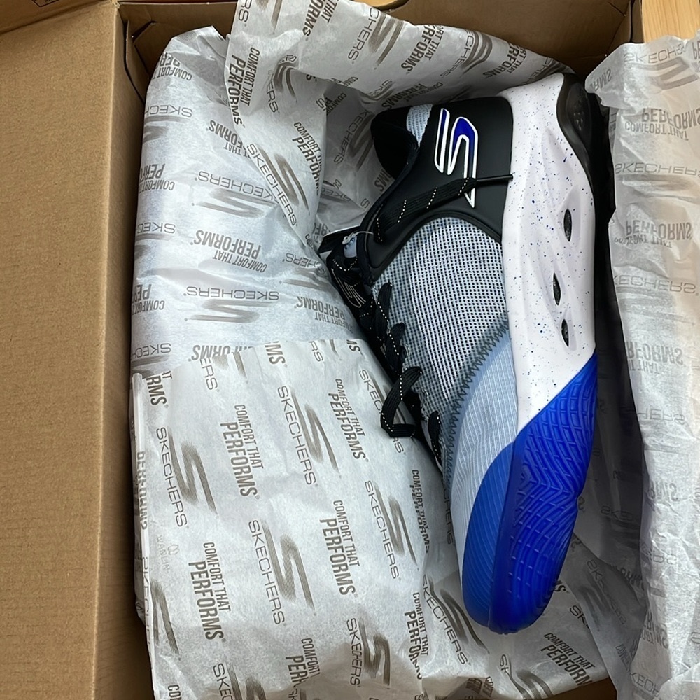 Skechers Gray and Black Sporty Sneakers